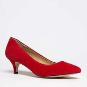 CHINESE LAUNDRY Kitten Heel